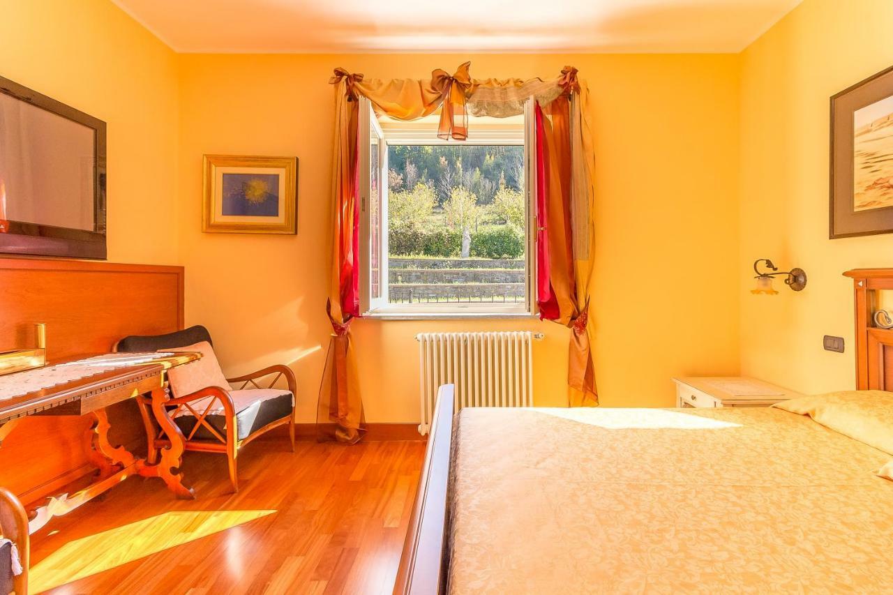 Tenuta Pian D'Attesio - Agriturismo Castelletto Soprano Екстер'єр фото