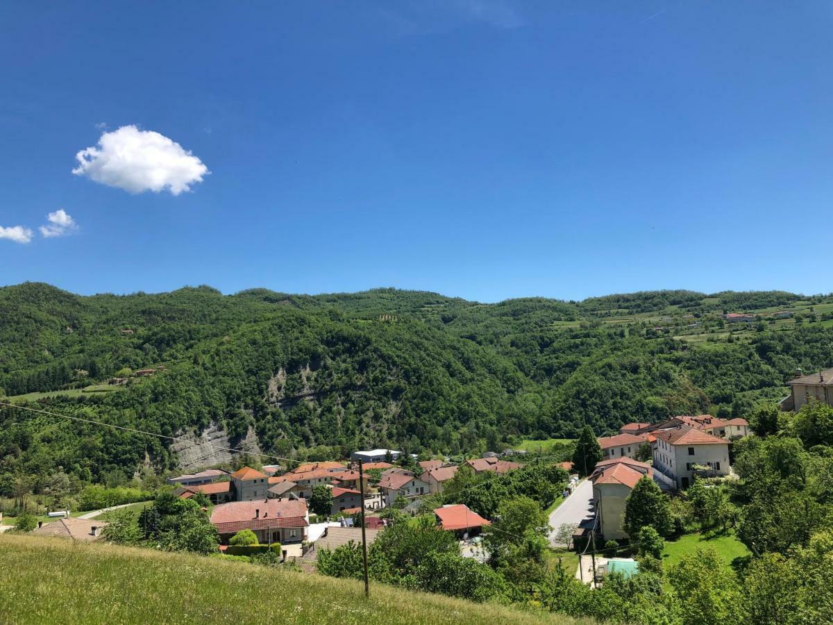 Tenuta Pian D'Attesio - Agriturismo Castelletto Soprano Екстер'єр фото